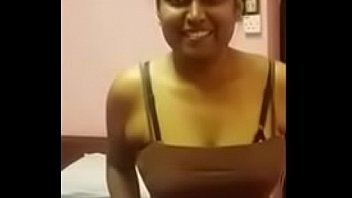 Tamil dick peeind