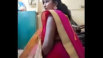 Telugu Saree boob's fingaring