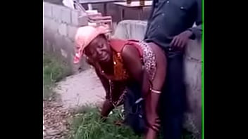 Ugandan woman playing sex achakabala