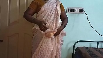 Kerala hot Desi aunty boobs suck