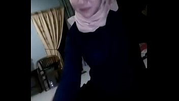 Jilbab treesom