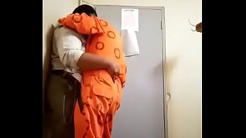 Woder having sex with prison