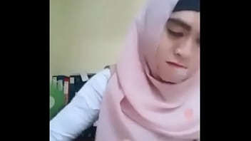 Bokep hijab awek tudung epek