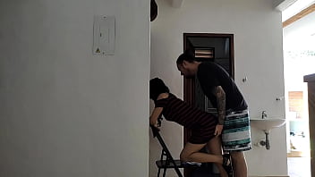 Kinantot ko pinsan ko After a family Christmas dinner, my step cousin and I went to “watch movies” but this happened… I fucked my step cousin who was very horny and wanted me to give her hard !!