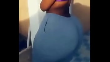 African huge booty