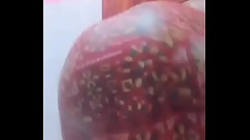 Wadada wanaotombwa wenye matako makubwa