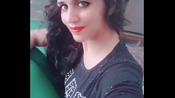 Minahil Malik sexy video