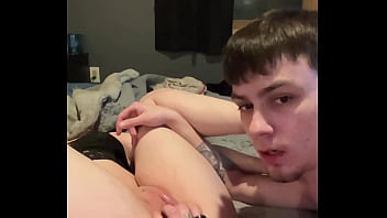 Sexy guy eating a pussy