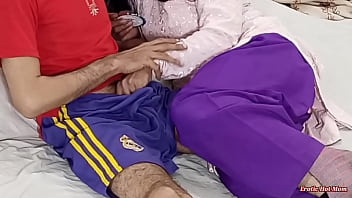 মা আর ছেলে মা কে ছেলে চুঁদে বাবা ভারীনাথাকাই