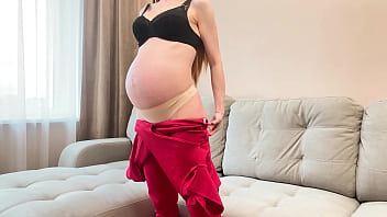 Nine months pregnant woman funked had